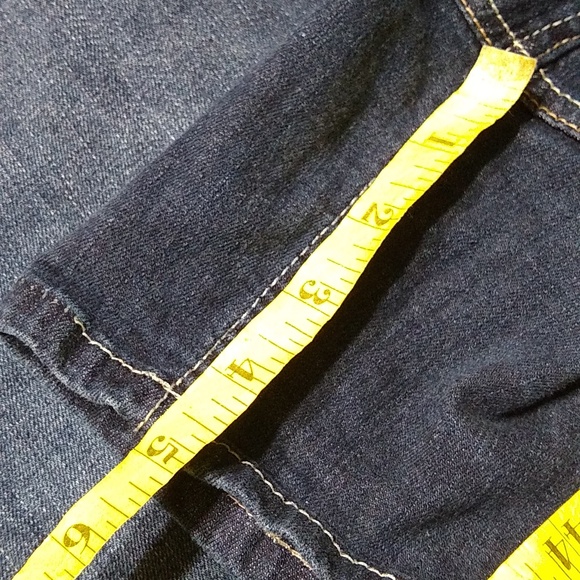 Lane Bryant dark wash Jean Short Size 20 - Picture 5 of 5